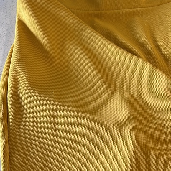 Forever 21 - High-waited Circle Skirt - Mustard - Size 2X - Picture 7 of 9